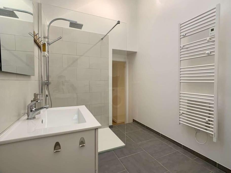 Appartement Moderne Avec Parking Gratuit Dinsheim Luaran gambar